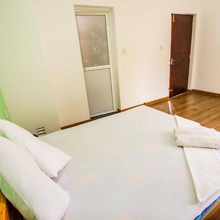 Yoho White Siri Hotel Panadura Ngoại thất bức ảnh